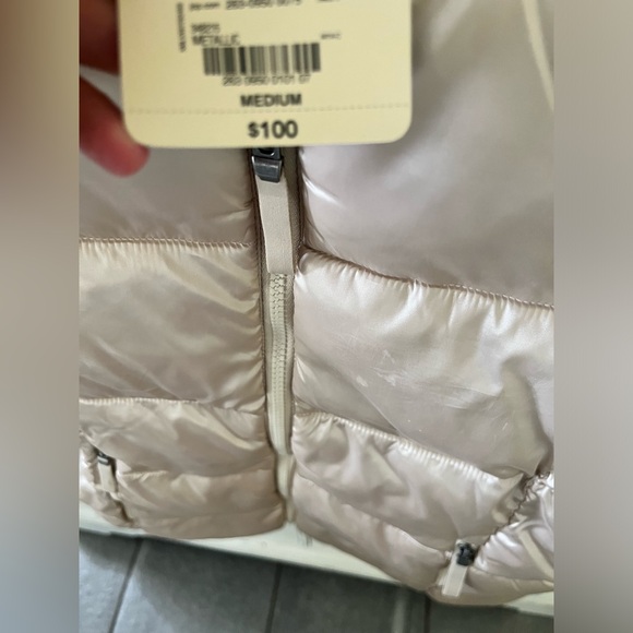 Saint John’s Bay women’s removable hood mid weight puffer jacket. NWT - Picture 4 of 5